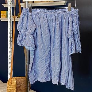 🦋 Off the Shoulder Blouse 🦋